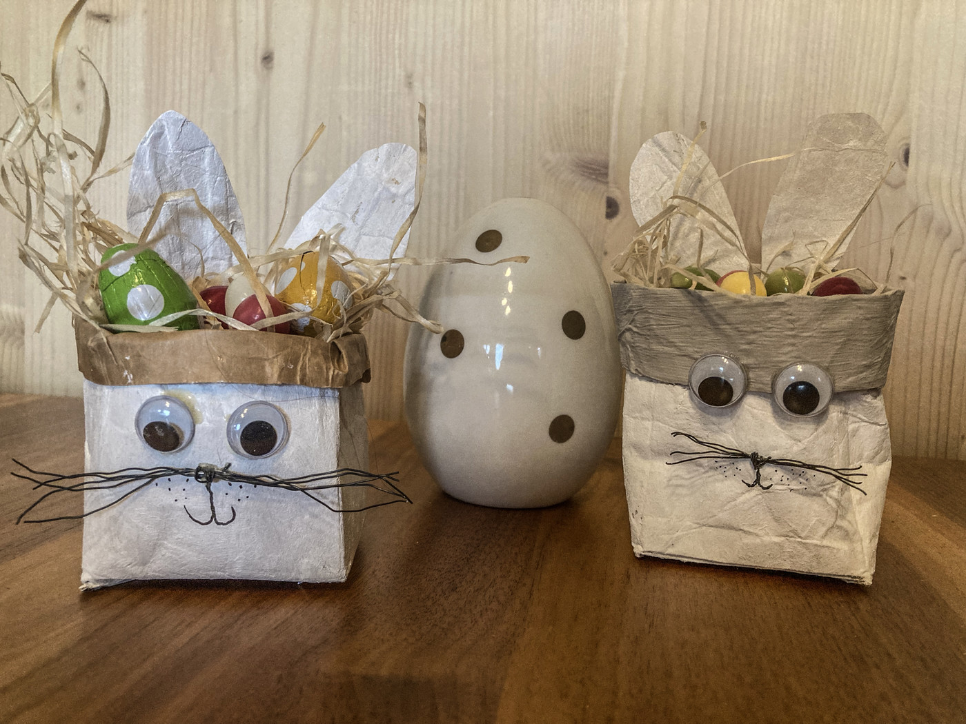 Kleine Osternestchen zum Füllen. 