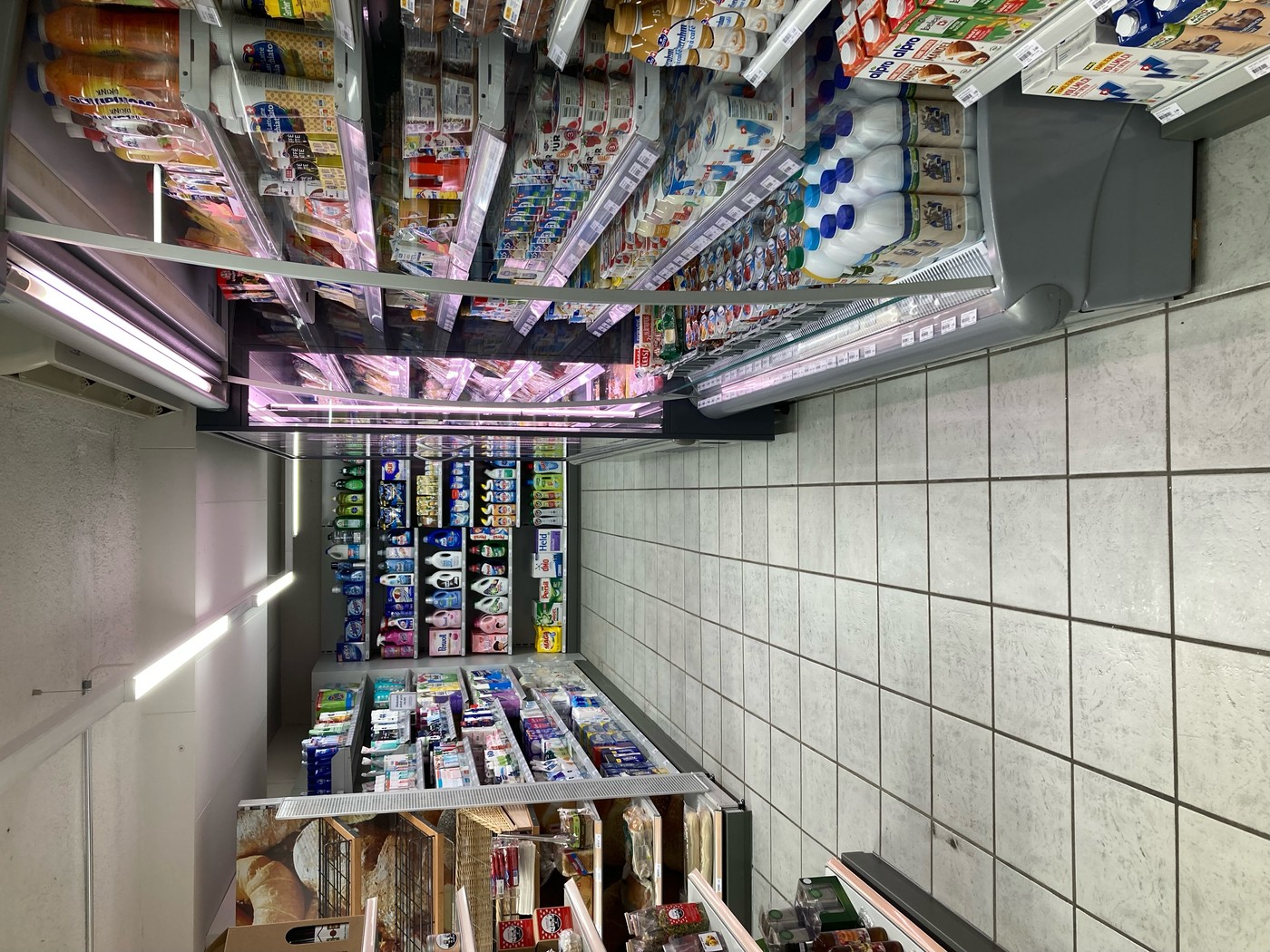 Ein Blick in den neugestalteten Dorfladen in Obstalden.