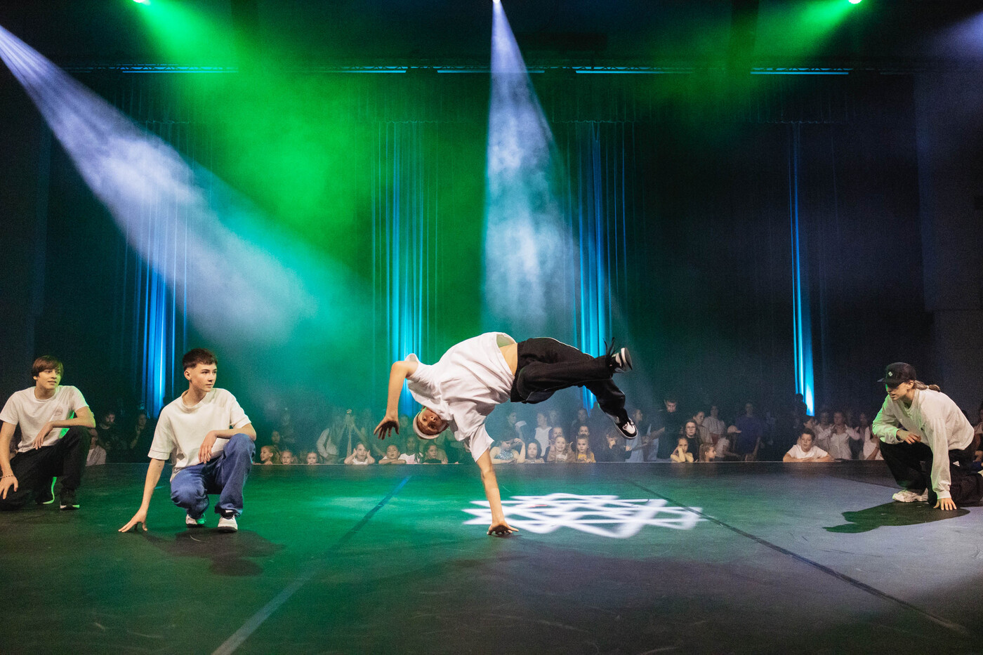 In sogenannten Battles treten die B-Boys und die B-Girls gegeneinander an. 