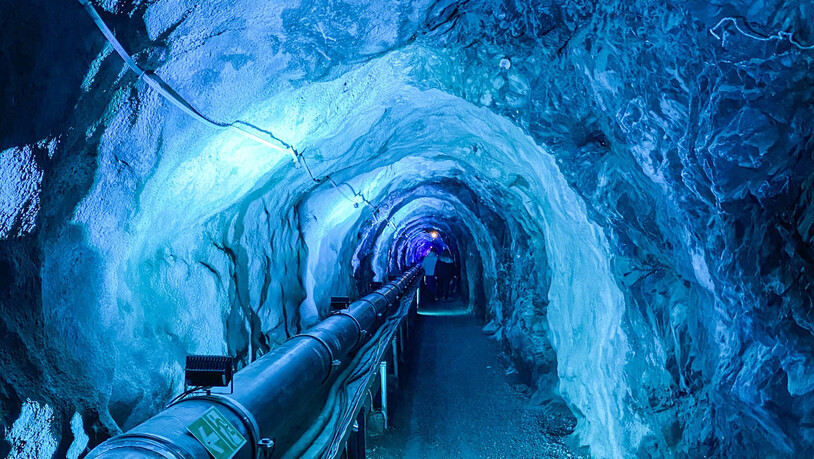Existiert noch heute: Diese Leitung bringt das Thermalwasser nach Bad Ragaz und kann vor Ort besichtigt werden.