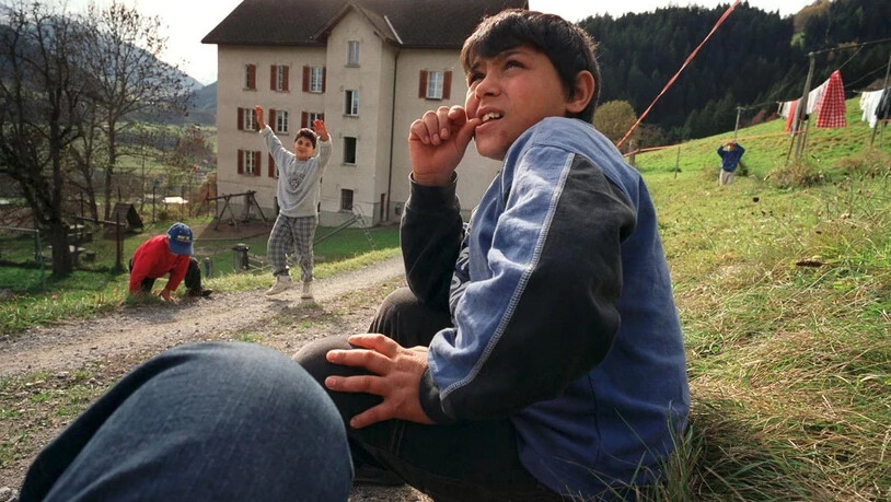 Im Juni stellten noch vier Personen in Graubünden einen Antrag auf Asyl. AuslŠnder, Kinder, Kind, Asyl, FlŸchtlinge