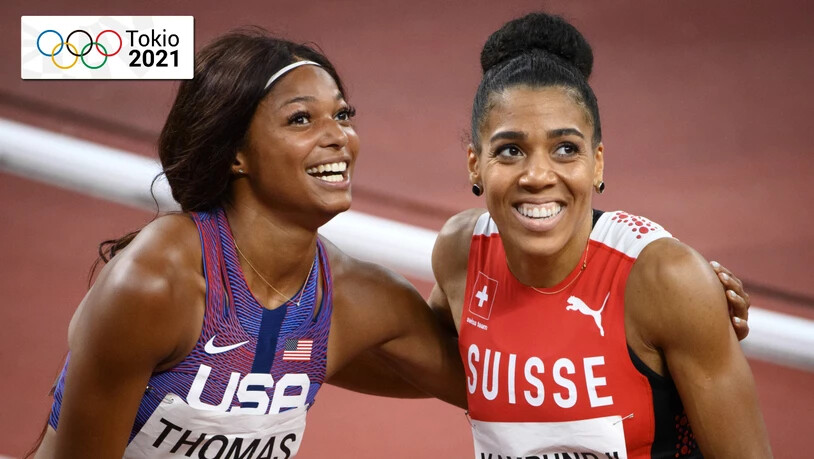 Mujinga Kambundji gratuliert Gabrielle Thomas zu Olympia-Bronze.