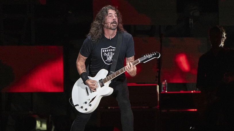Dave Grohl, Frontman der Band Foo Fighters, will das Vertrauen seiner Familie zurückgewinnen. (Archivbild)
