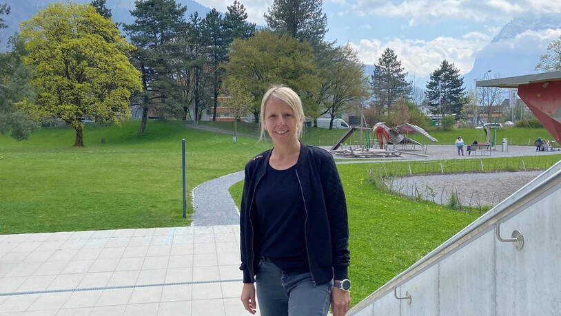 Grüner Erholungsraum: Der Park schliesst direkt ans Restaurant der Lintharena an. Laut Tanja Büsser will man diesen nun vermehrt für Events nutzen. Grüner Erholungsraum: Der Park schliesst direkt ans Restaurant der Lintharena an. Laut Tanja Büsser will man diesen nun vermehrt für Events nutzen.