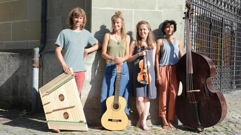 Haben sich dem Folk verschrieben: Chloé et les vaillantes laden zum Konzert ins «Cuadro 22» in Chur. Haben sich dem Folk verschrieben: Chloé et les vaillantes laden zum Konzert ins «Cuadro 22» in Chur.