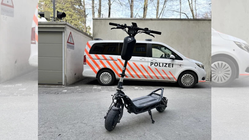 Aufgefallen: Wegen seiner Grösse ist die Stadtpolizei Chur auf dieses E-Trottinett aufmerksam geworden. Eine Kontrolle zeigte, dass es auf 110 km/h «frisiert» wurde. Aufgefallen: Wegen seiner Grösse ist die Stadtpolizei Chur auf dieses E-Trottinett aufmerksam geworden. Eine Kontrolle zeigte, dass es auf 110 km/h «frisiert» wurde.