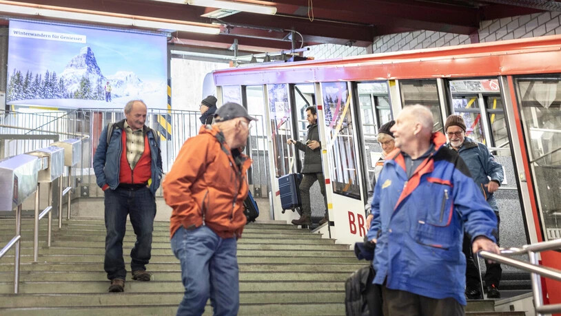 Neue Bahn auf altem Trassee: Die Variante, Braunwald künftig mit einer Standseil- und einer Seilbahn zu erschliessen, ist zumindest vorerst vom Tisch. Neue Bahn auf altem Trassee: Die Variante, Braunwald künftig mit einer Standseil- und einer Seilbahn zu erschliessen, ist zumindest vorerst vom Tisch.