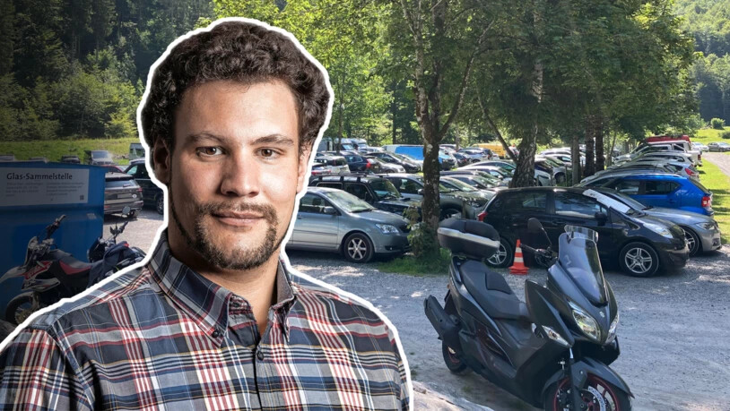 So sehen die Fahrzeuge von Helden aus: Der Parkplatz im Güntlenau ist am Samstagmittag voll. So sehen die Fahrzeuge von Helden aus: Der Parkplatz im Güntlenau ist am Samstagmittag voll.