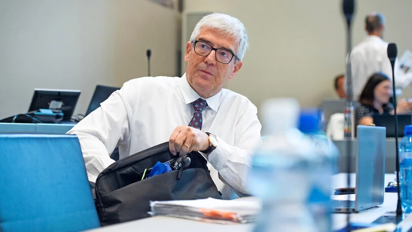 Parlamentssitzung: Regierungspräsident Jon Domenic Parolini hat Antworten auf die Anfrage von GLP-Grossrat Gaudenz Bavier gegeben.
Parlamentssitzung: Regierungspräsident Jon Domenic Parolini hat Antworten auf die Anfrage von GLP-Grossrat Gaudenz Bavier gegeben.