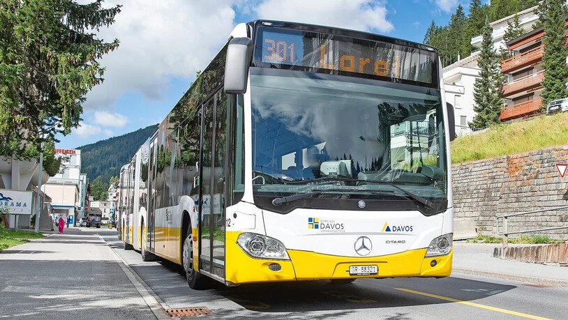 Probleme mit der Batteriekapazität: Die zur Anschaffung vorgesehenen Elektro-Gelenkbusse sollten auf der längsten VBD-Strecke zwischen Davos Laret und Davos Glaris verkehren. Probleme mit der Batteriekapazität: Die zur Anschaffung vorgesehenen Elektro-Gelenkbusse sollten auf der längsten VBD-Strecke zwischen Davos Laret und Davos Glaris verkehren.