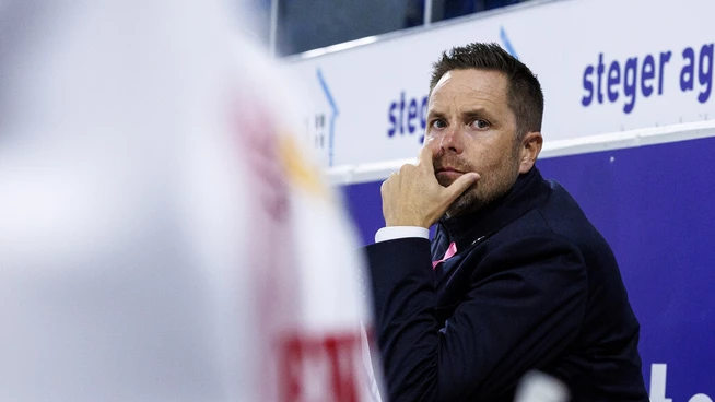 Nachdenklich: Stefan Hedlund, Cheftrainer der Rapperswil-Jona Lakers, macht mit seiner Mannschaft momentan schwierige Zeiten durch.