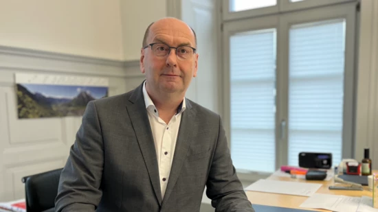 Der Glarner Regierungsrat Kaspar Becker ist Präsident der Linthkommission, welche für den Hochwasserschutz und das Linthwerk zuständig ist. 