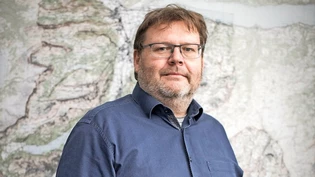 «Ich erwarte nicht, dass sich analog zu den Stadtfüchsen Wölfe dauernd in den Dörfern aufhalten», sagt Jagdinspektor Christoph Jäggi.