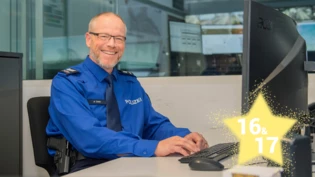 Auf Pikett: Hans Dettli, Chef Verkehrsstützpunkt Nord der Kantonspolizei Graubünden, muss sich auch über die Weihnachtstage für einen Einsatz bereithalten. 
