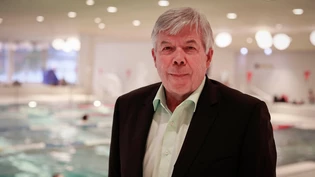 «Schon einiges erreicht, aber noch nicht am Ziel»: Interimsgeschäftsführer Gérard Jenni sieht die Lintharena nach dem Finanzdebakel vom letzten Jahr wieder auf Kurs. «Schon einiges erreicht, aber noch nicht am Ziel»: Interimsgeschäftsführer Gérard Jenni sieht die Lintharena nach dem Finanzdebakel vom letzten Jahr wieder auf Kurs.