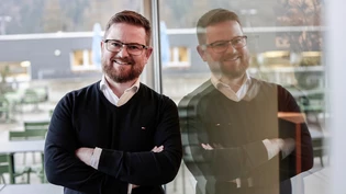 Er kommt vom HCD: Silvan Dietrich wird der neue Geschäftsführer der Lintharena und zeigt sich im Gespräch optimistisch, was die Zukunft des Sportzentrums anbelangt. Er kommt vom HCD: Silvan Dietrich wird der neue Geschäftsführer der Lintharena und zeigt sich im Gespräch optimistisch, was die Zukunft des Sportzentrums anbelangt.