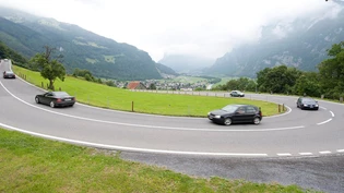 Weil die A3 teilweise gesperrt wird: Die Strasse über den Kerenzerberg wird für drei Wochen zur Ersatzautobahn. 