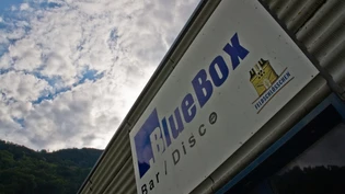 Schlägerei: Am Mittwochabend wurde eine Person in der «Bluebox» im Gesicht verletzt.