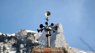 Wenn der Alarm ertönt: Ruhe bewahren und Radio einschalten.