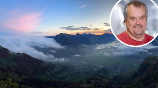 Der Sarganserländer Meteorologe Roger Perret kennt das Phänomen gut: Die Linthebene liegt oft unter einer dicken Nebelschicht. Das Bild wurde auf dem Fridlispitz aufgenommen.