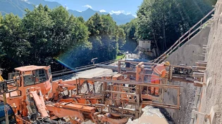 Bald geht es in den Berg: Die Vorarbeiten am Kerenzerberg sind gemacht, bald beginnt der Vortrieb für den Sicherheitsstollen. 