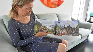 Swantje Kammerecker blättert in Ihrem sechsten Kinderbuch. Swantje Kammerecker blättert in Ihrem sechsten Kinderbuch.