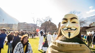 Kein Grund mehr: Coronaproteste wie hier Anfang März in Chur werden nach den jüngsten Lockerungen der Massnahmen zum reinen Selbstzweck. 