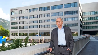 Tritt bald kürzer: Arnold Bachmann, der CEO des Kantonsspitals Graubünden, geht Ende Juli in Pension. Tritt bald kürzer: Arnold Bachmann, der CEO des Kantonsspitals Graubünden, geht Ende Juli in Pension.