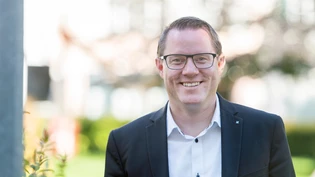 Bleibt tatkräftig: René Epp, Gemeindepräsident von Disentis, will den aus der Ukraine geflüchteten Personen so viel Support wie möglich bieten. 