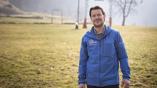 Grüner statt weisser Hang in Hätzingen: Für eine fahrbare Piste hätte es laut Betriebsleiter Thomas Glarner mindestens 20 bis 25 Zentimeter Schnee gebraucht.
