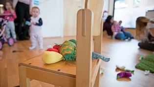 Ist noch ein Platz frei? Die Bündner Kindertagesstätten sind gut ausgelastet. Ist noch ein Platz frei? Die Bündner Kindertagesstätten sind gut ausgelastet.