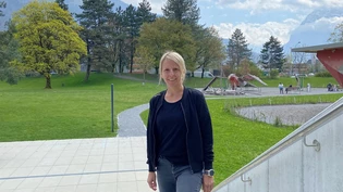 Grüner Erholungsraum: Der Park schliesst direkt ans Restaurant der Lintharena an. Laut Tanja Büsser will man diesen nun vermehrt für Events nutzen. Grüner Erholungsraum: Der Park schliesst direkt ans Restaurant der Lintharena an. Laut Tanja Büsser will man diesen nun vermehrt für Events nutzen.