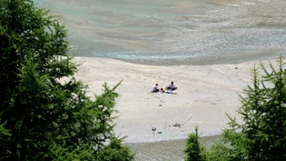 Natur pur: Solche Bäche wie dieser nahe Susch im Unterengadin sind wahre Naturperlen, die zum Verweilen einladen.