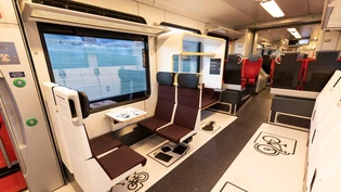 Zugfahren mit dem Velo war nie einfacher: Steigen Passagiere mit Grossgepäck zu, können Bahnangestellte in Kürze aus Sitzplätzen eine Stellfläche machen. 
