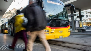 Bald ein häufigeres Bild: Drei Prozent der RhB-Züge sollen ab dem 11. März vorübergehend durch Busse ersetzt werden, Bald ein häufigeres Bild: Drei Prozent der RhB-Züge sollen ab dem 11. März vorübergehend durch Busse ersetzt werden,