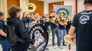 Rappagugga Zizers: Auch bei der Probe geben die Mitglieder vollen Einsatz.