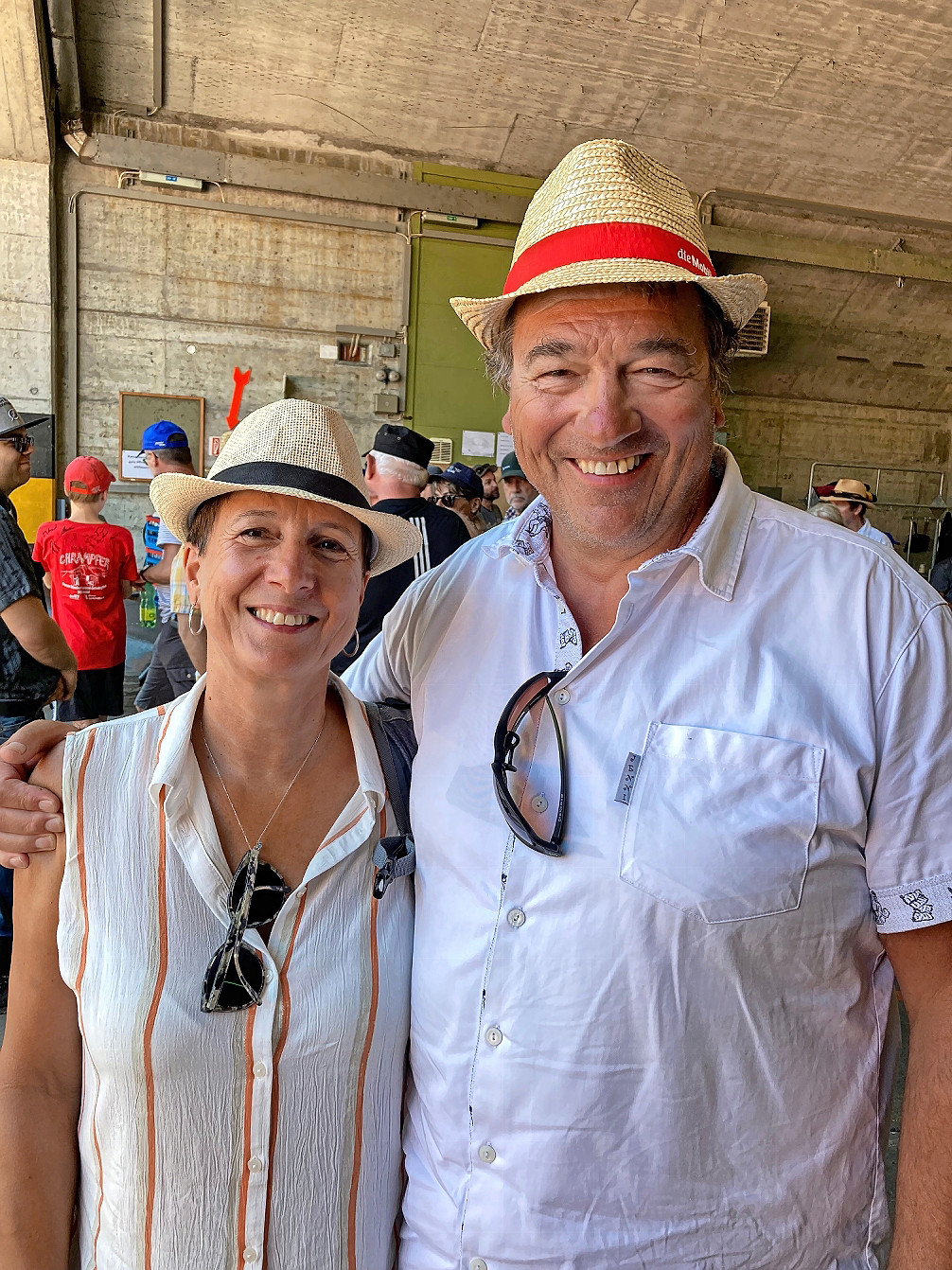 Zweifacher Schwingerkönig: Ernst Schläpfer und seine Frau Christina geniessen als Ehrengäste das NOS in Mollis.