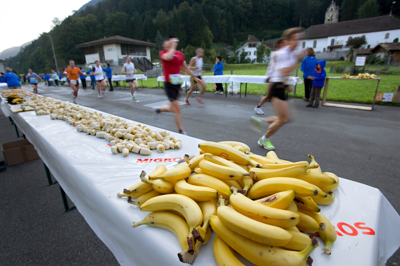 Energieschub: Auch Bananen eignen sich, um dem Körper schnell Energie zuzuführen. 