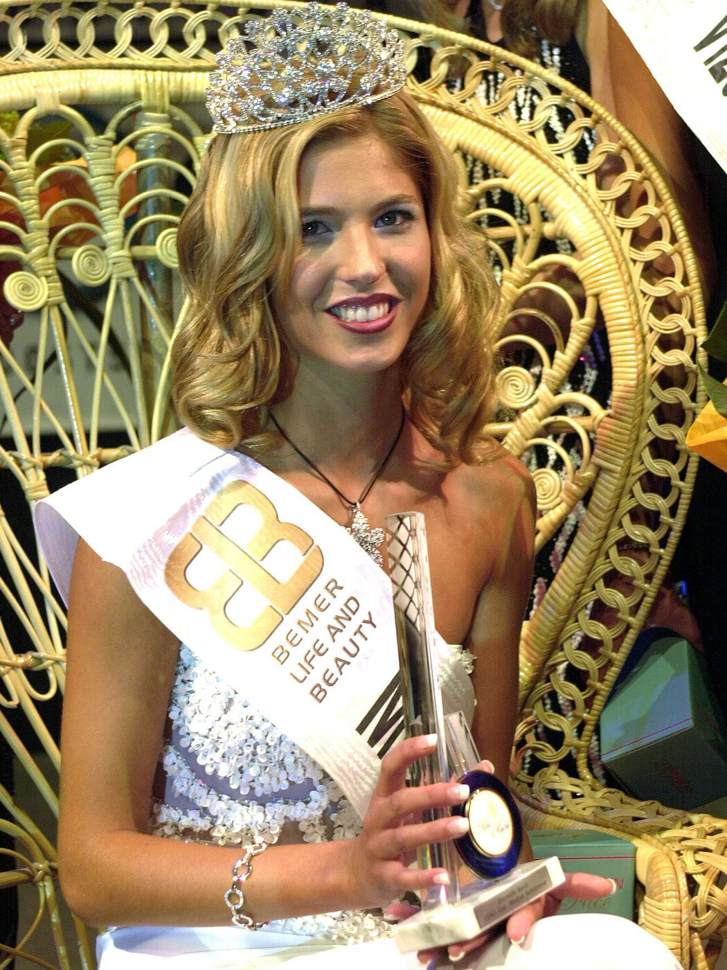 Schönheit aus der Südostschweiz: Die damals 20-jährige Marina Pedrett aus Sils im Domleschg darf die Region als Miss Rätia vertreten.